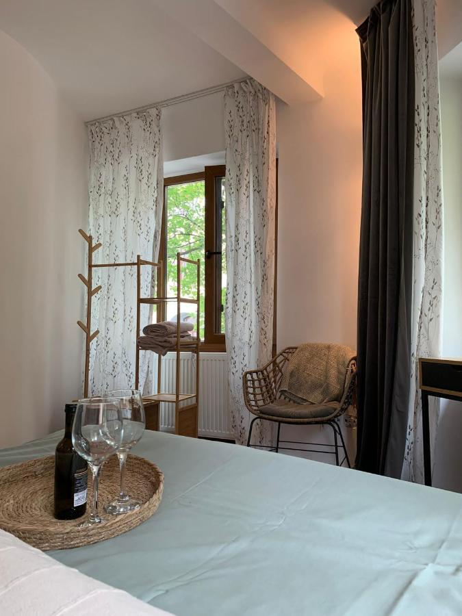 The-Point Lovely Studio In Center Of Bukarest Exterior foto